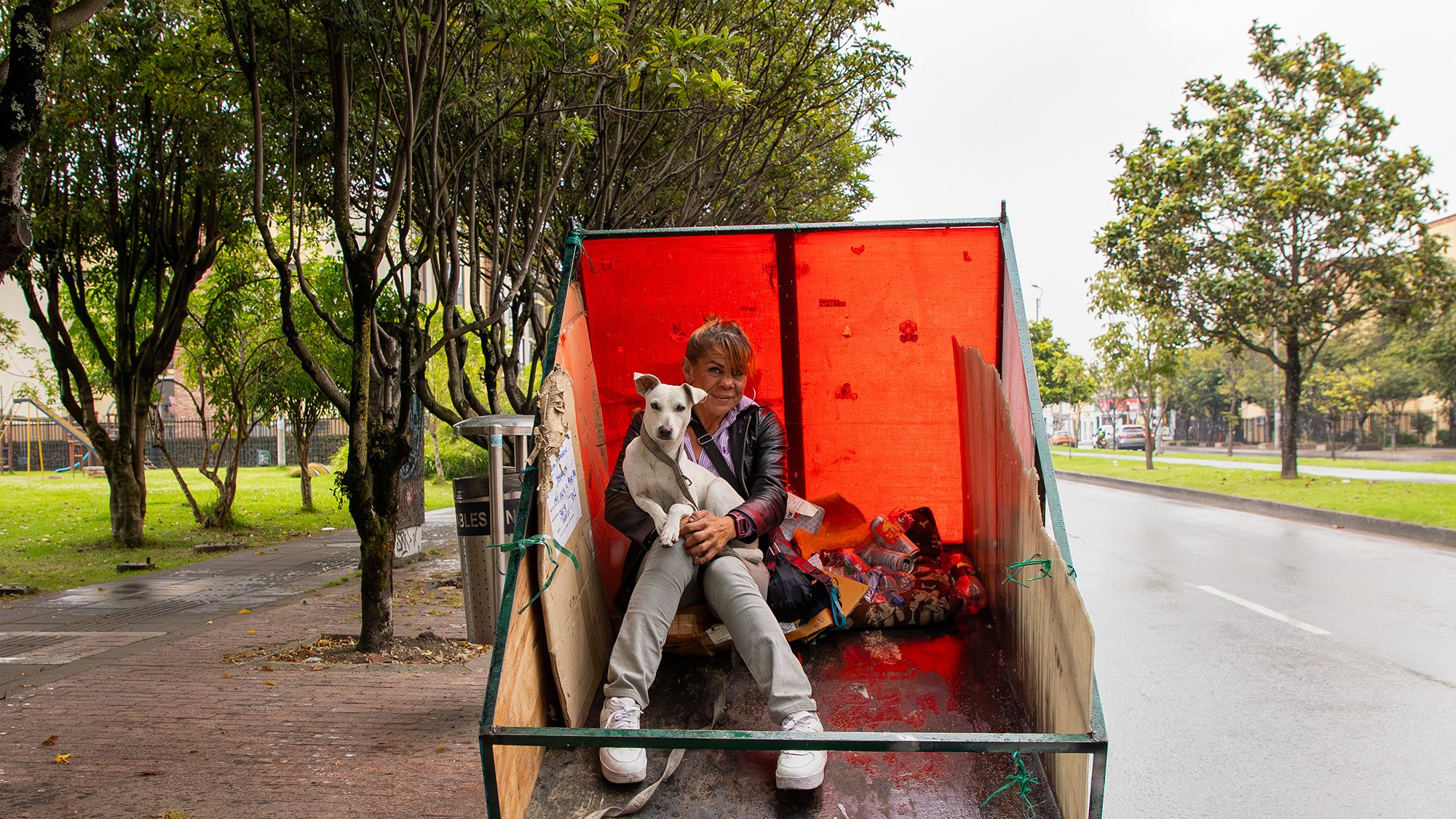 En la carreta de Tahis:​ Un viaje por la migración y el reciclaje